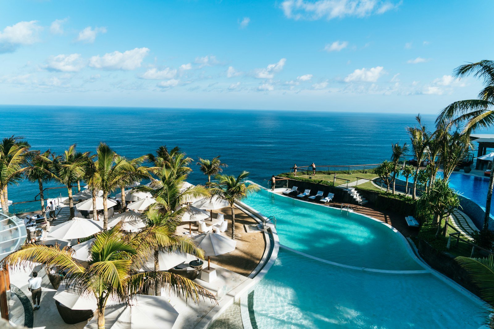 Architecture luxe sur lagon — illustration du mandat Nobu Residences Raiatea
